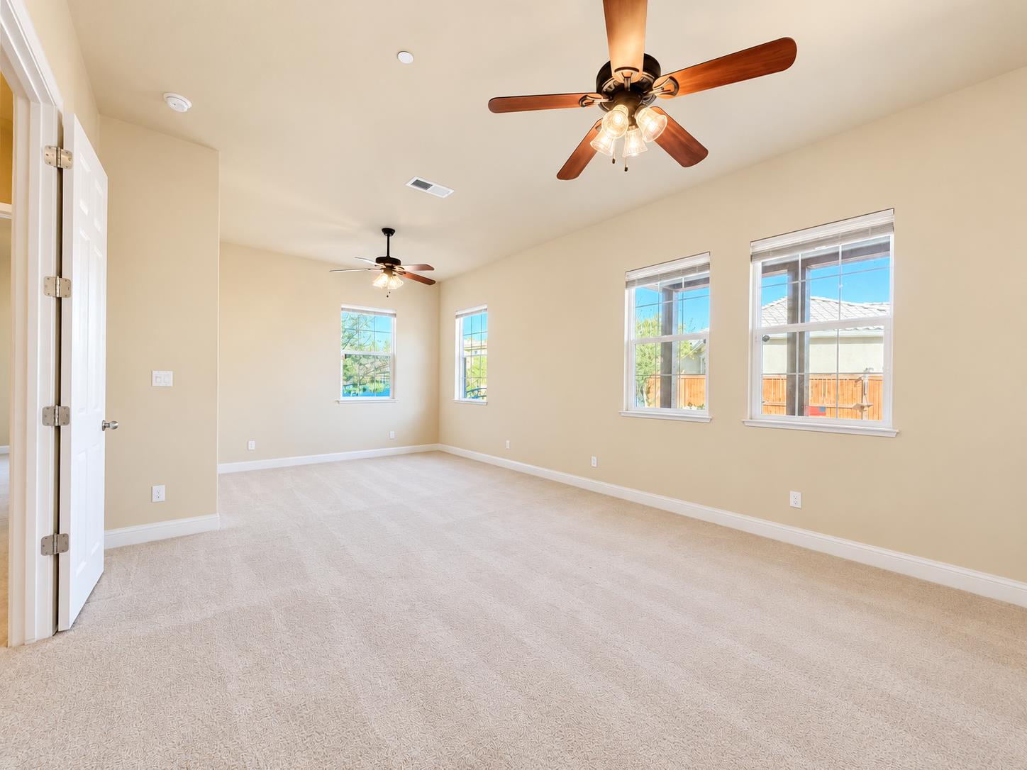 197 N Oxford Ave, Clovis, CA 93612