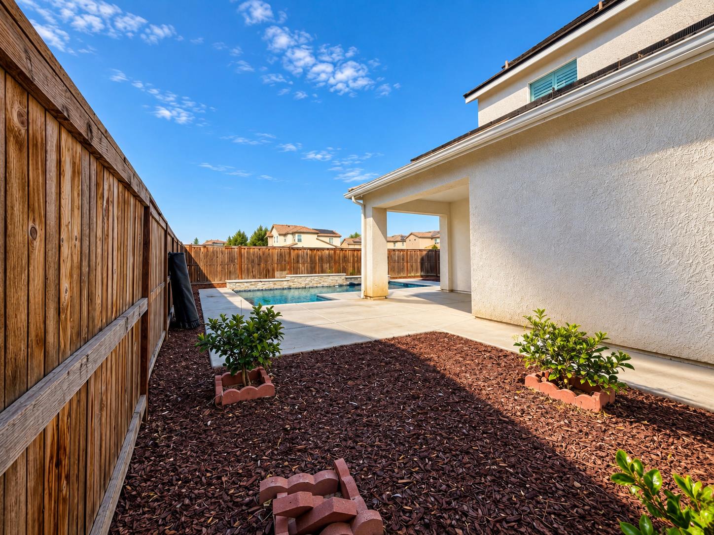 2468 Montana Ave, Clovis, CA 93619