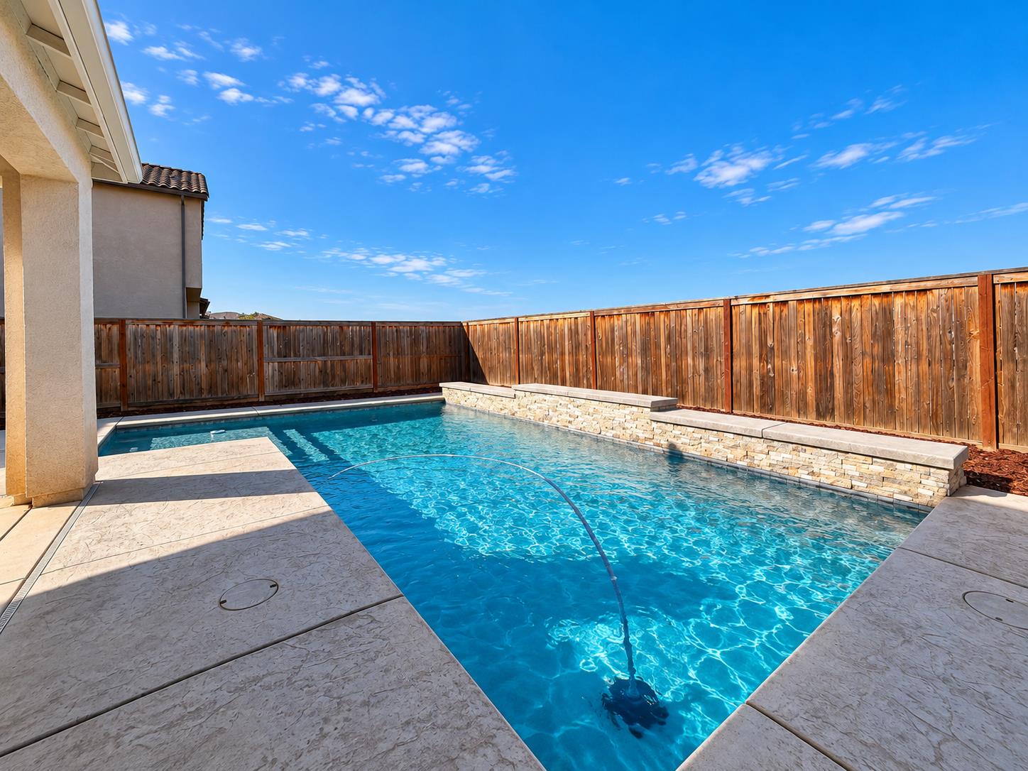 2468 Montana Ave, Clovis, CA 93619