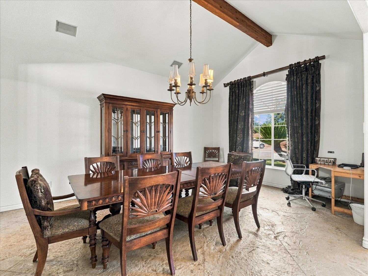 49344 Deerview Ln, Oakhurst, CA 93644