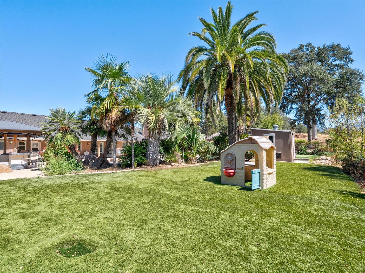 49344 Deerview Ln, Oakhurst, CA 93644