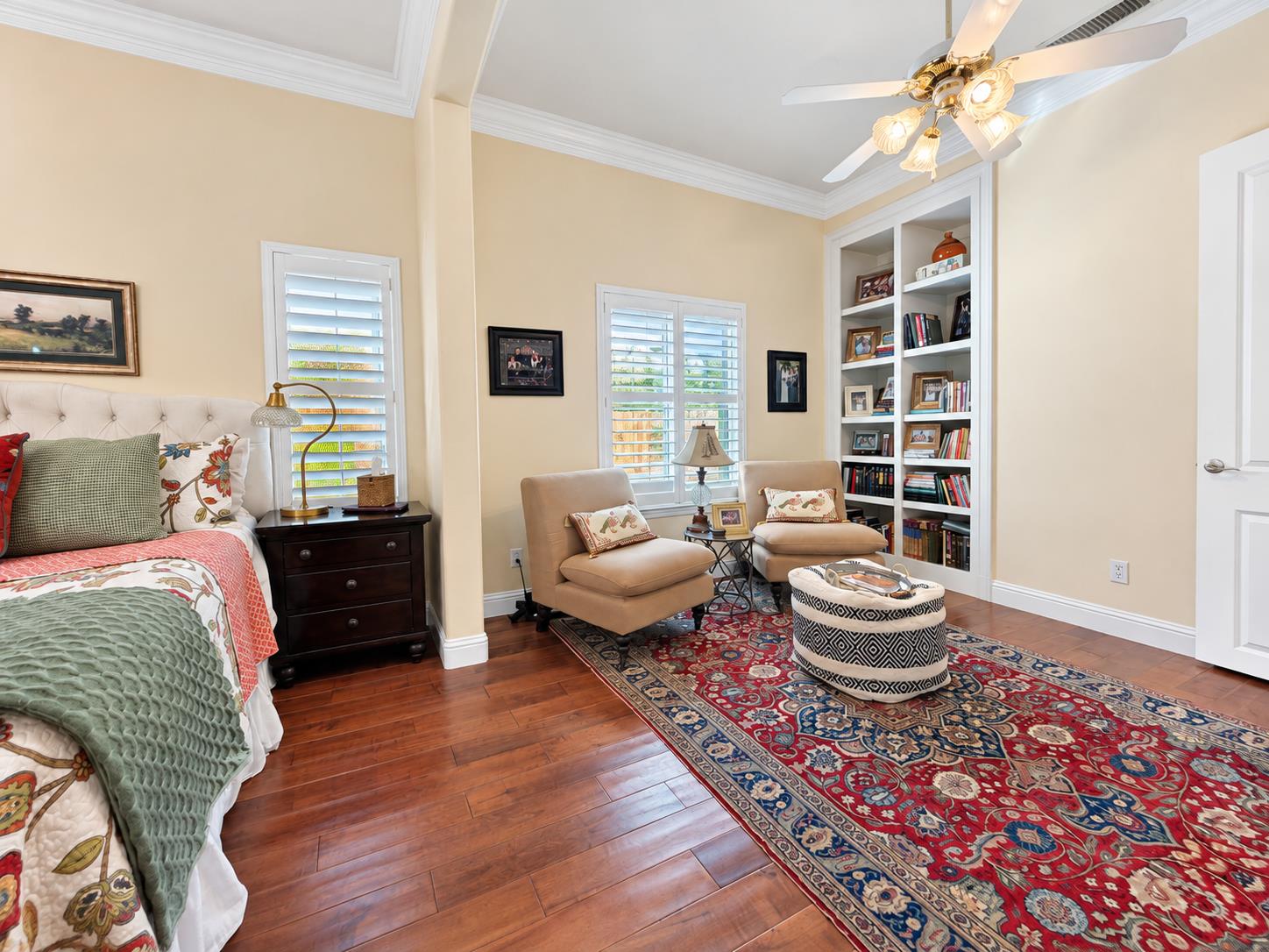 284 W Lester Ave, Clovis, CA 93619