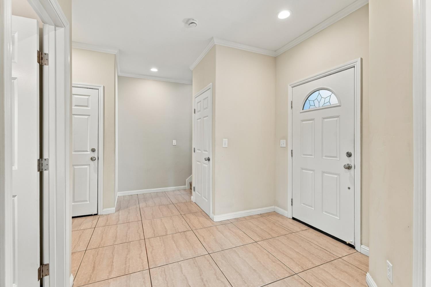 722 Seabright Ave, Grover Beach, CA 93433