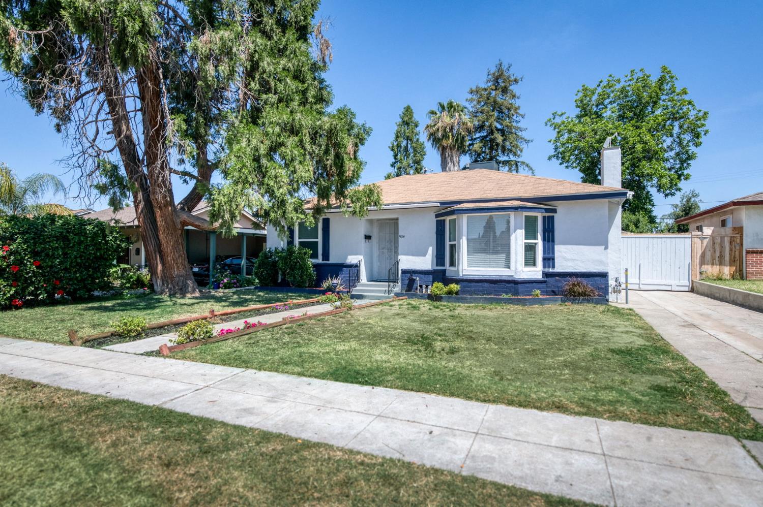 934 W Terrace Ave, Fresno, CA 93705