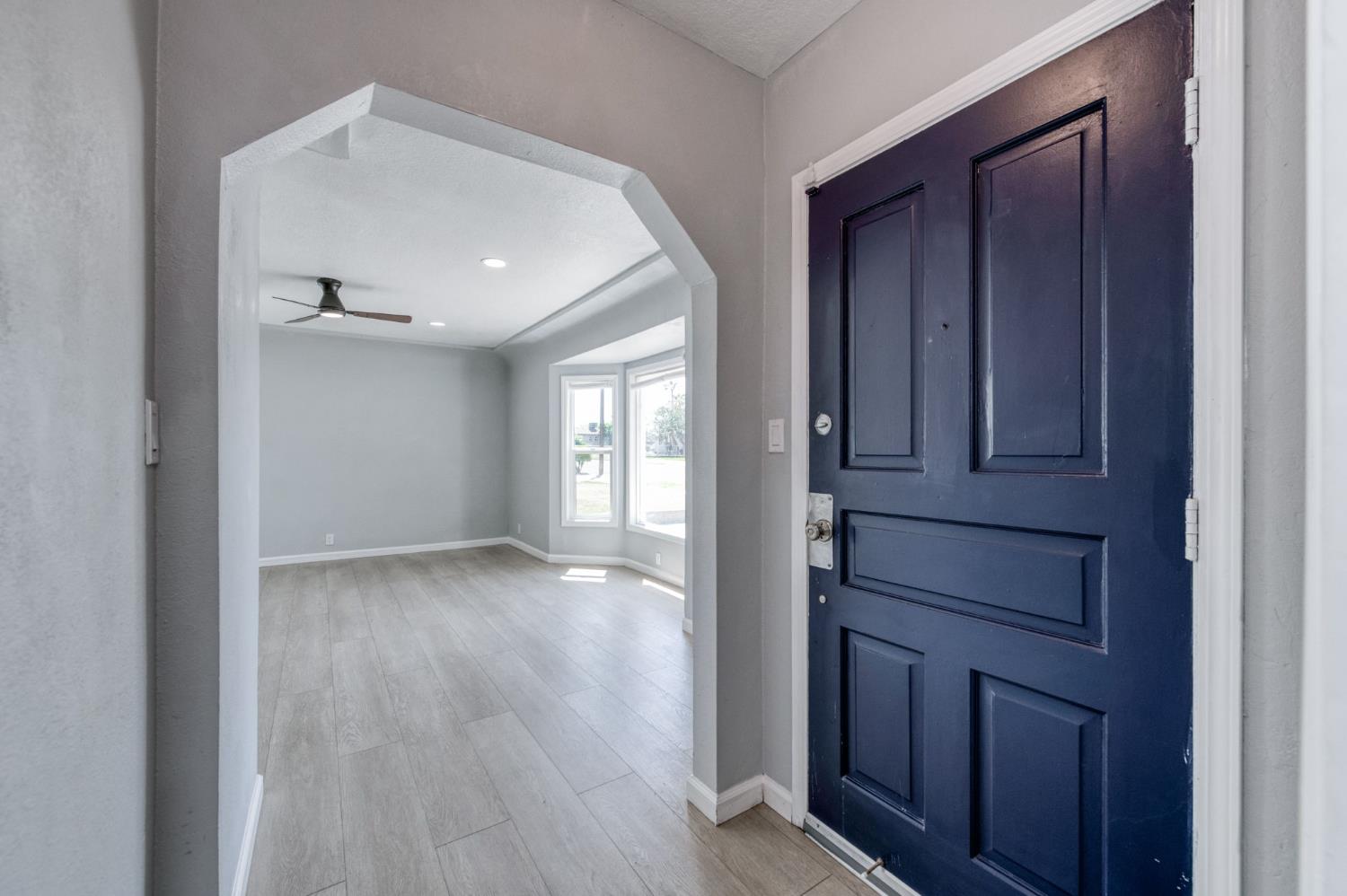 934 W Terrace Ave, Fresno, CA 93705