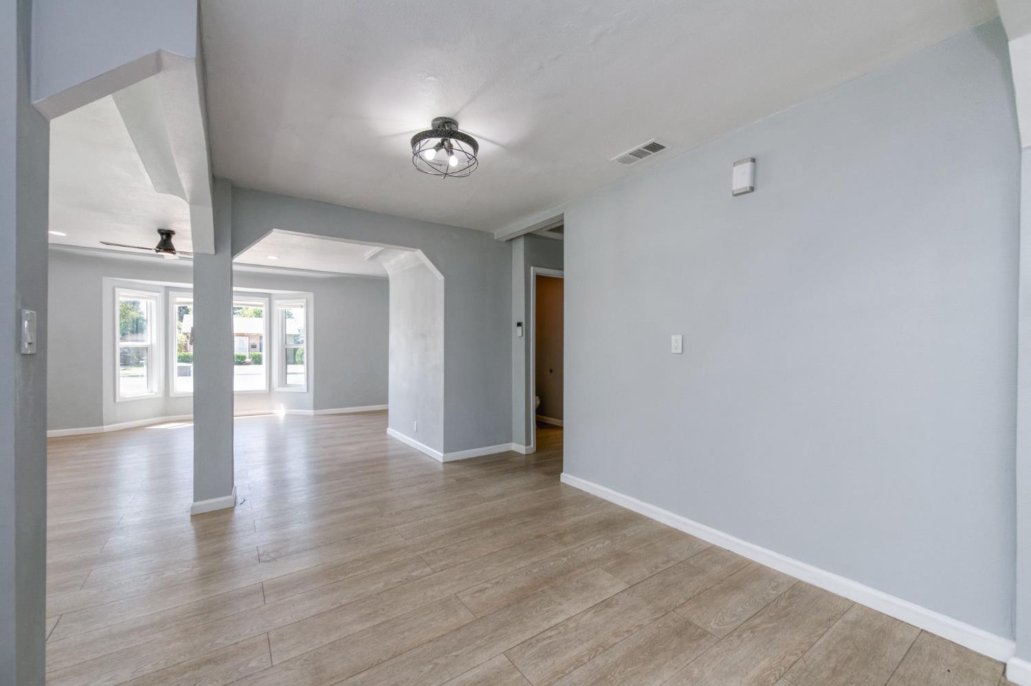934 W Terrace Ave, Fresno, CA 93705
