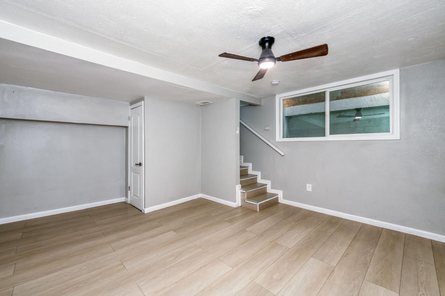 934 W Terrace Ave, Fresno, CA 93705