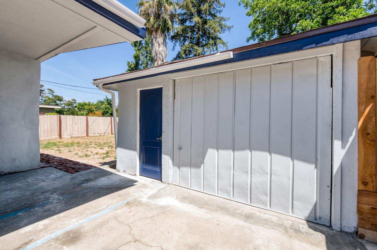 934 W Terrace Ave, Fresno, CA 93705