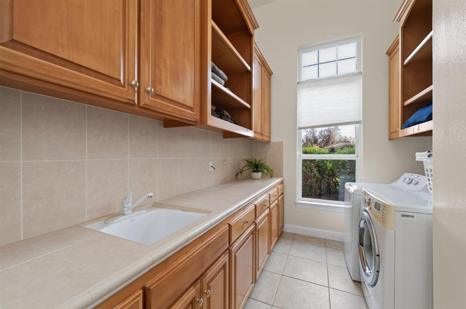 3386 E Via Monte Verdi Ave, Clovis, CA 93619