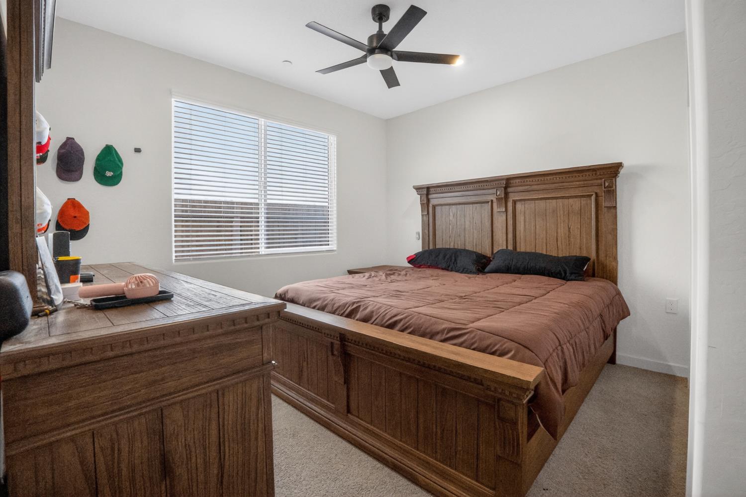 4242 Hampton Way, Clovis, CA 93619