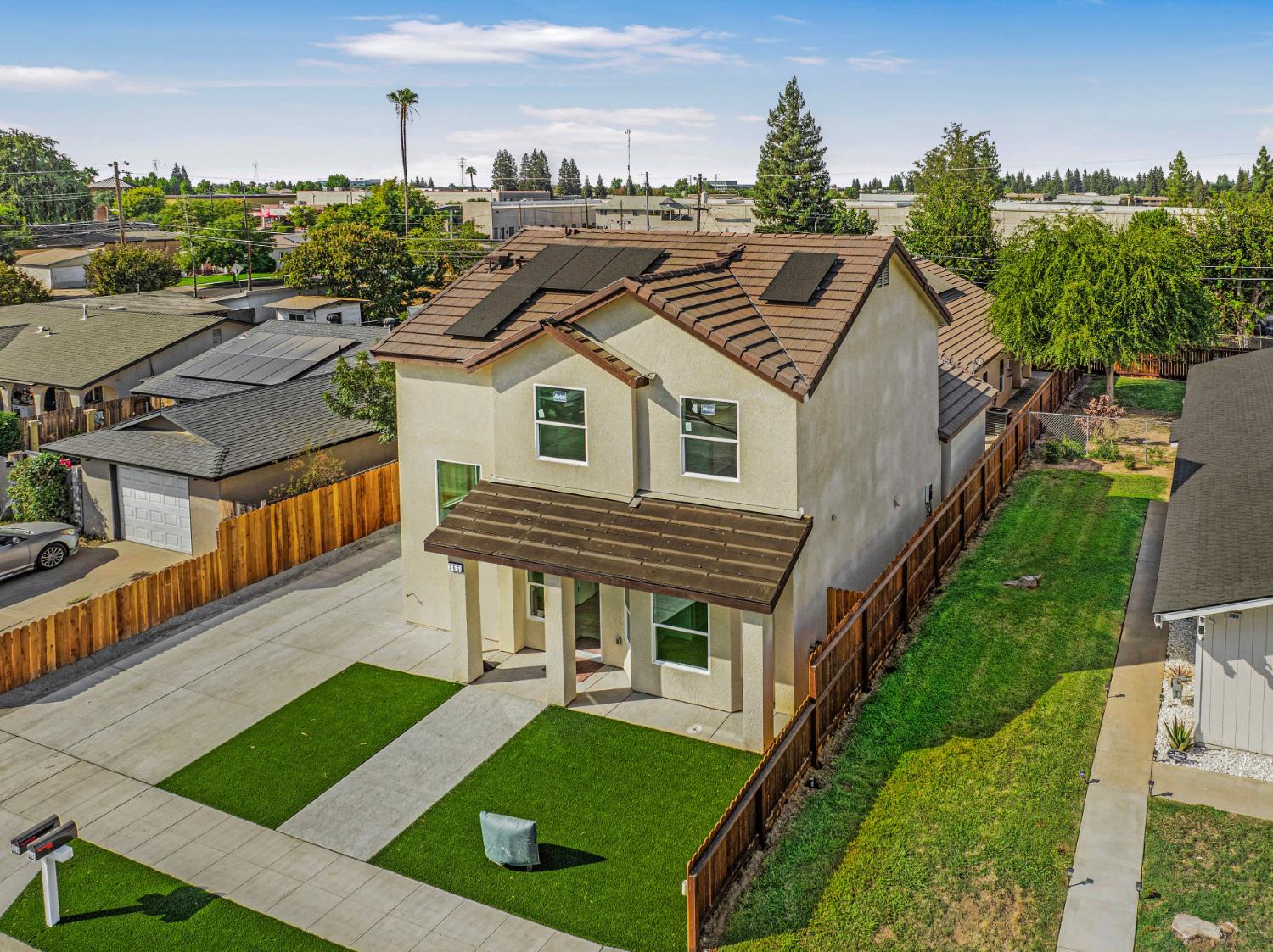 366 W Pinedale Ave, Pinedale, CA 93650
