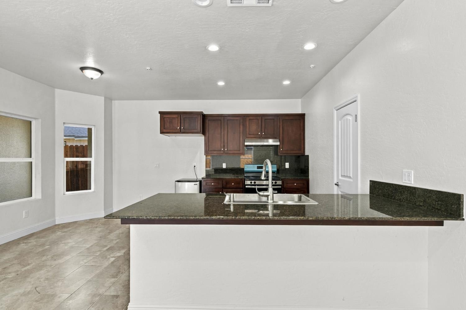 366 W Pinedale Ave, Pinedale, CA 93650