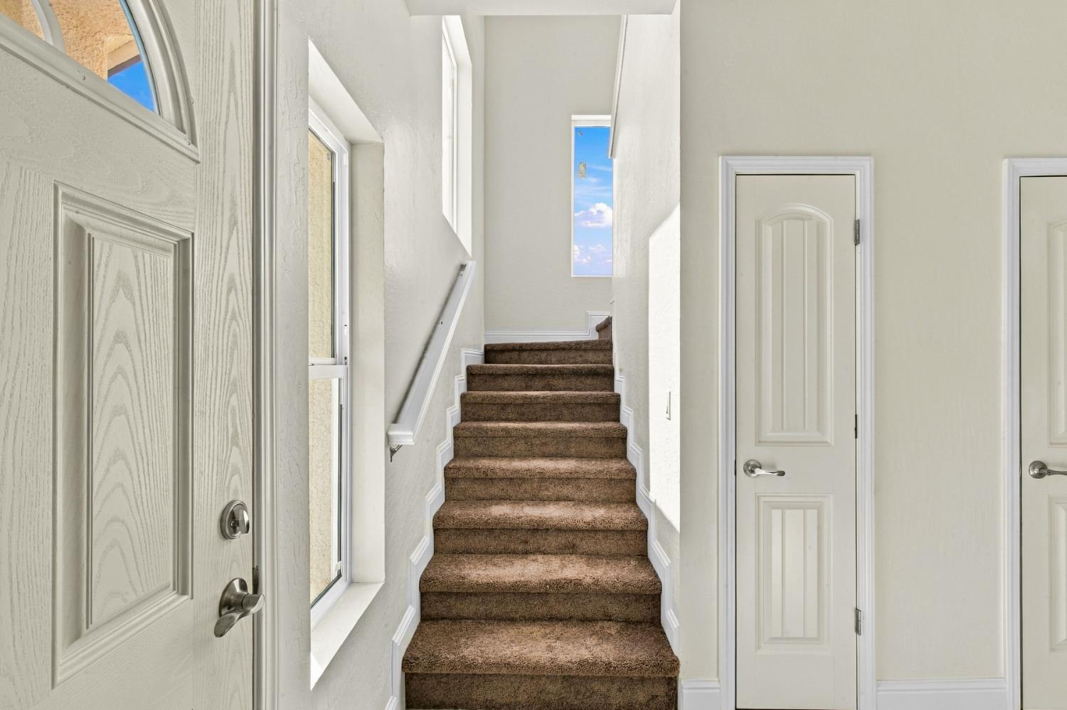 366 W Pinedale Ave, Pinedale, CA 93650