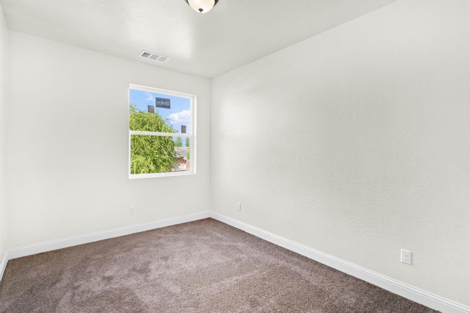 366 W Pinedale Ave, Pinedale, CA 93650