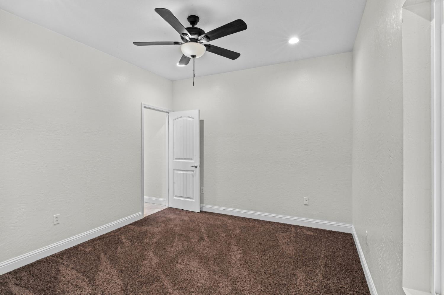 366 W Pinedale Ave, Pinedale, CA 93650