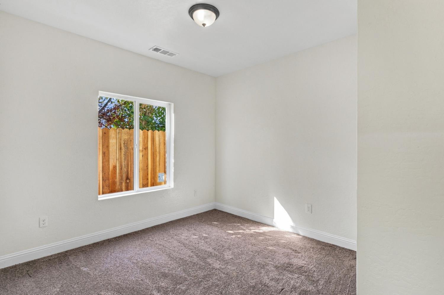 366 W Pinedale Ave, Pinedale, CA 93650