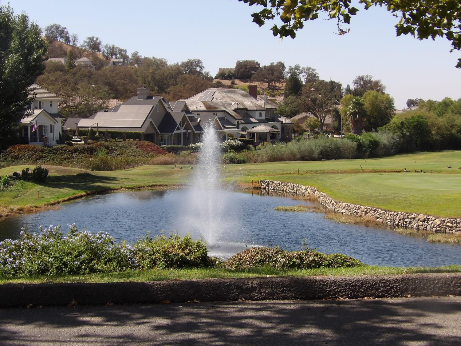 21130 Lago Bello Ln, Friant, CA 93626