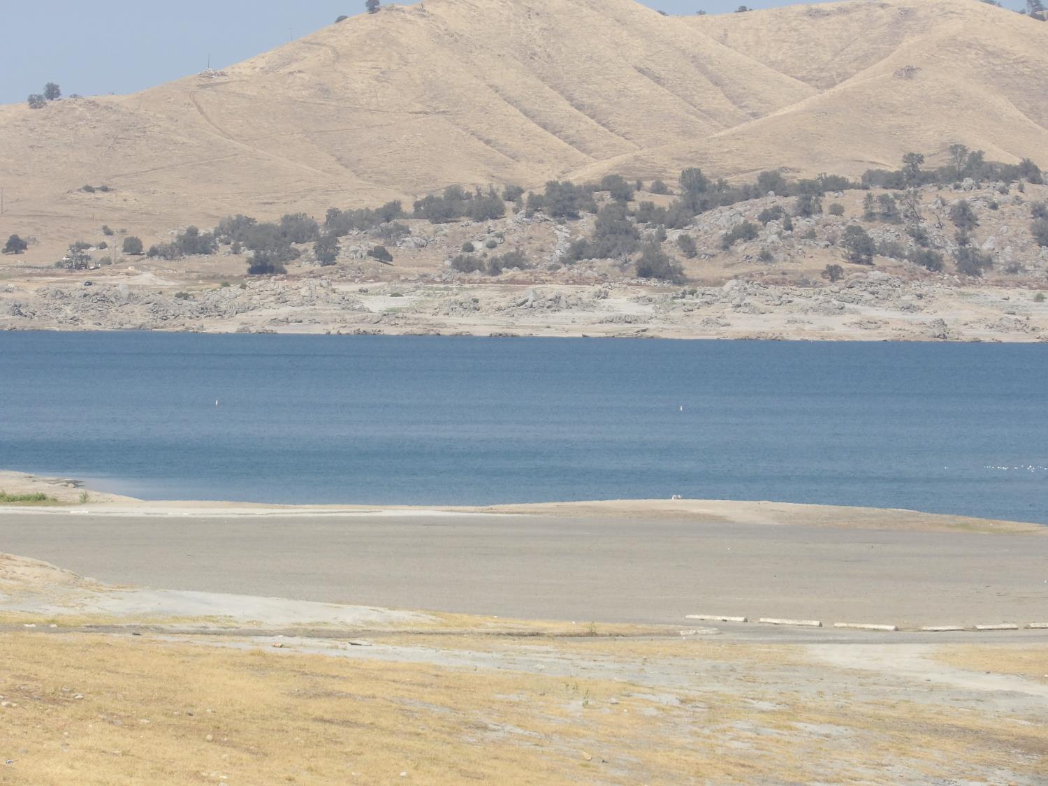 21130 Lago Bello Ln, Friant, CA 93626