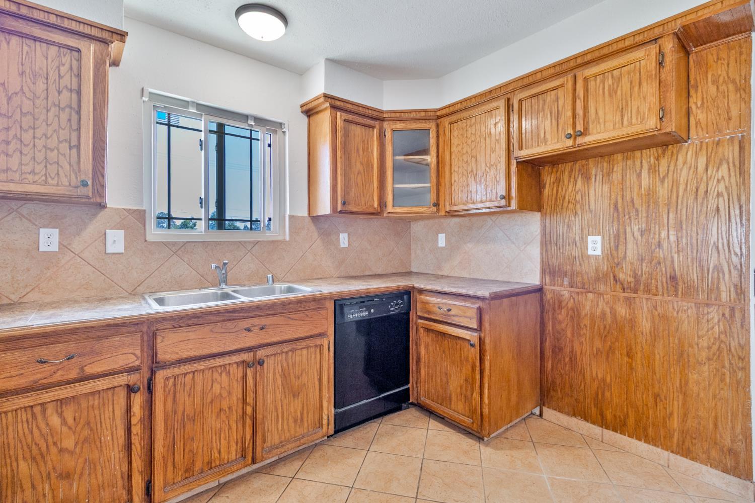 34937 Avenue 13 1/2, Madera, CA 93636
