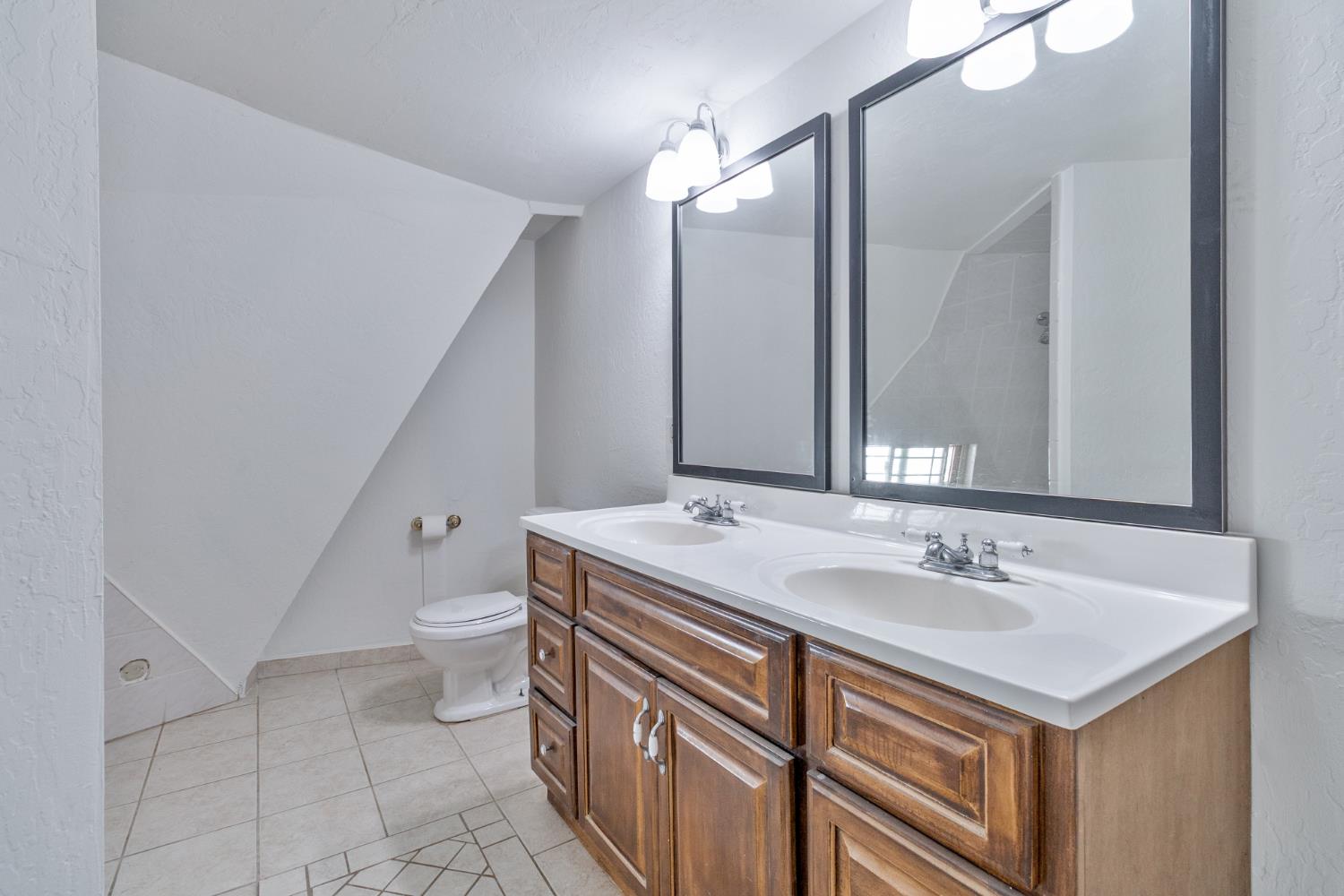34937 Avenue 13 1/2, Madera, CA 93636