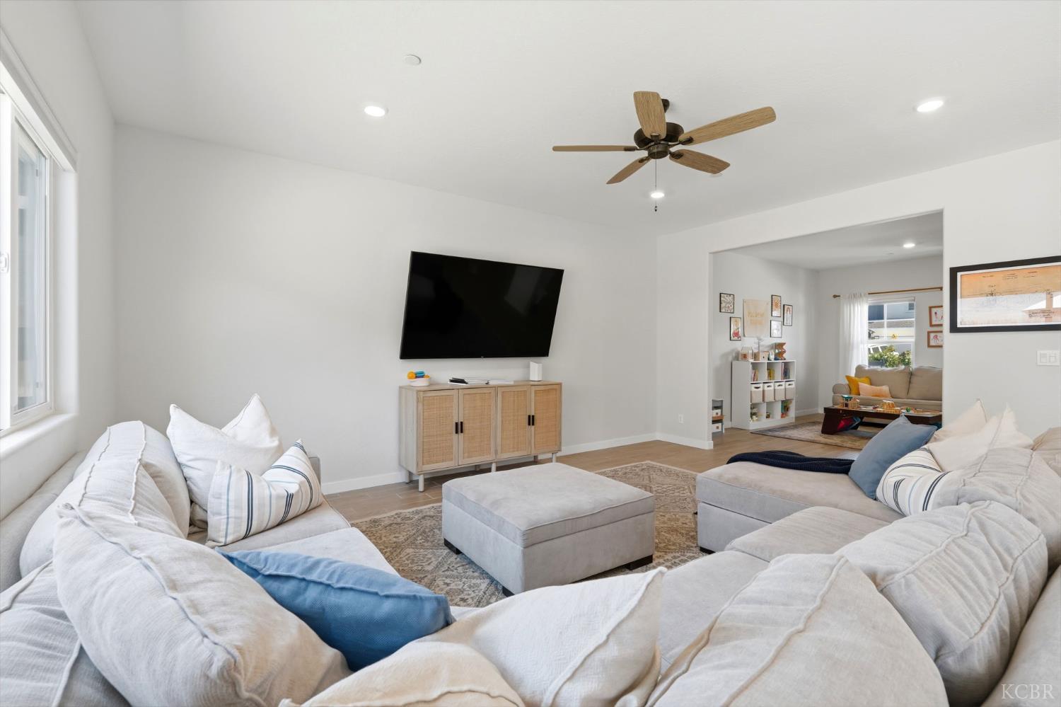 1772 N Jennie Lake Trail, Hanford, CA 93230