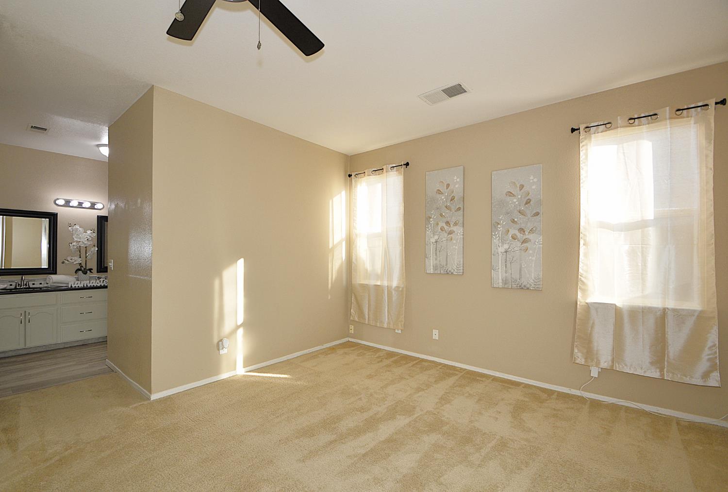 1133 Cousins Ct, Lemoore, CA 93245
