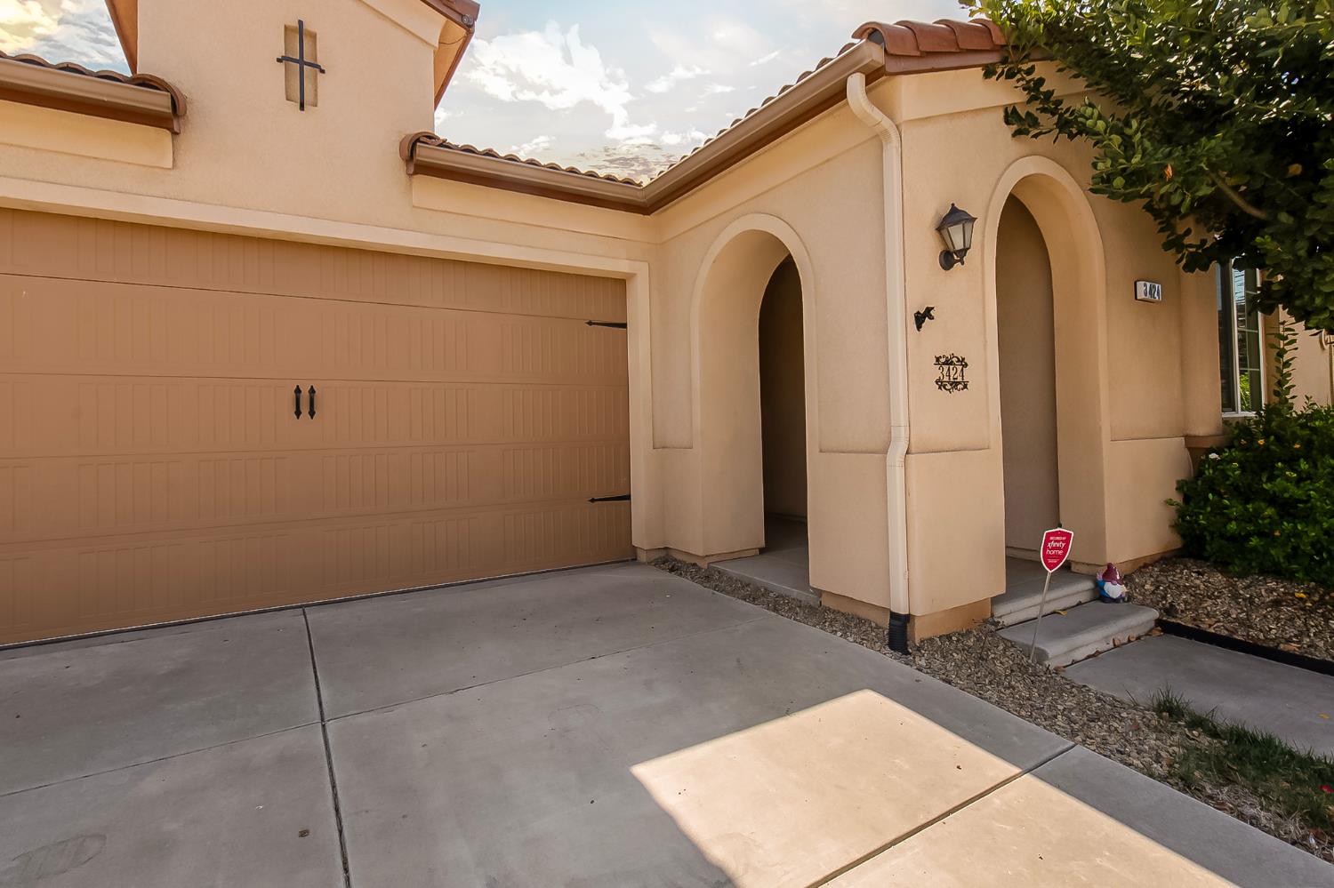 3424 Flint Ave, Clovis, CA 93619