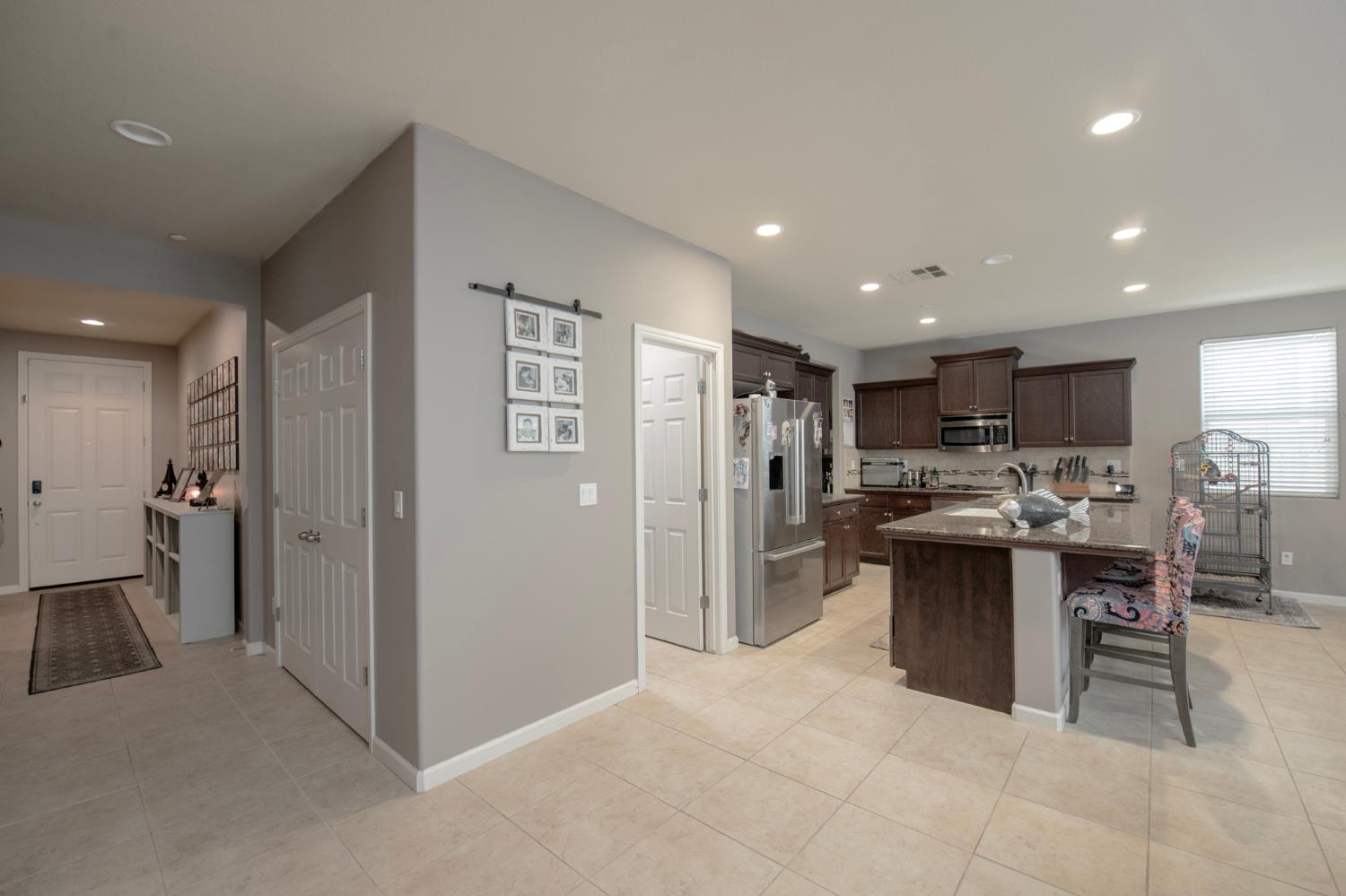 3424 Flint Ave, Clovis, CA 93619