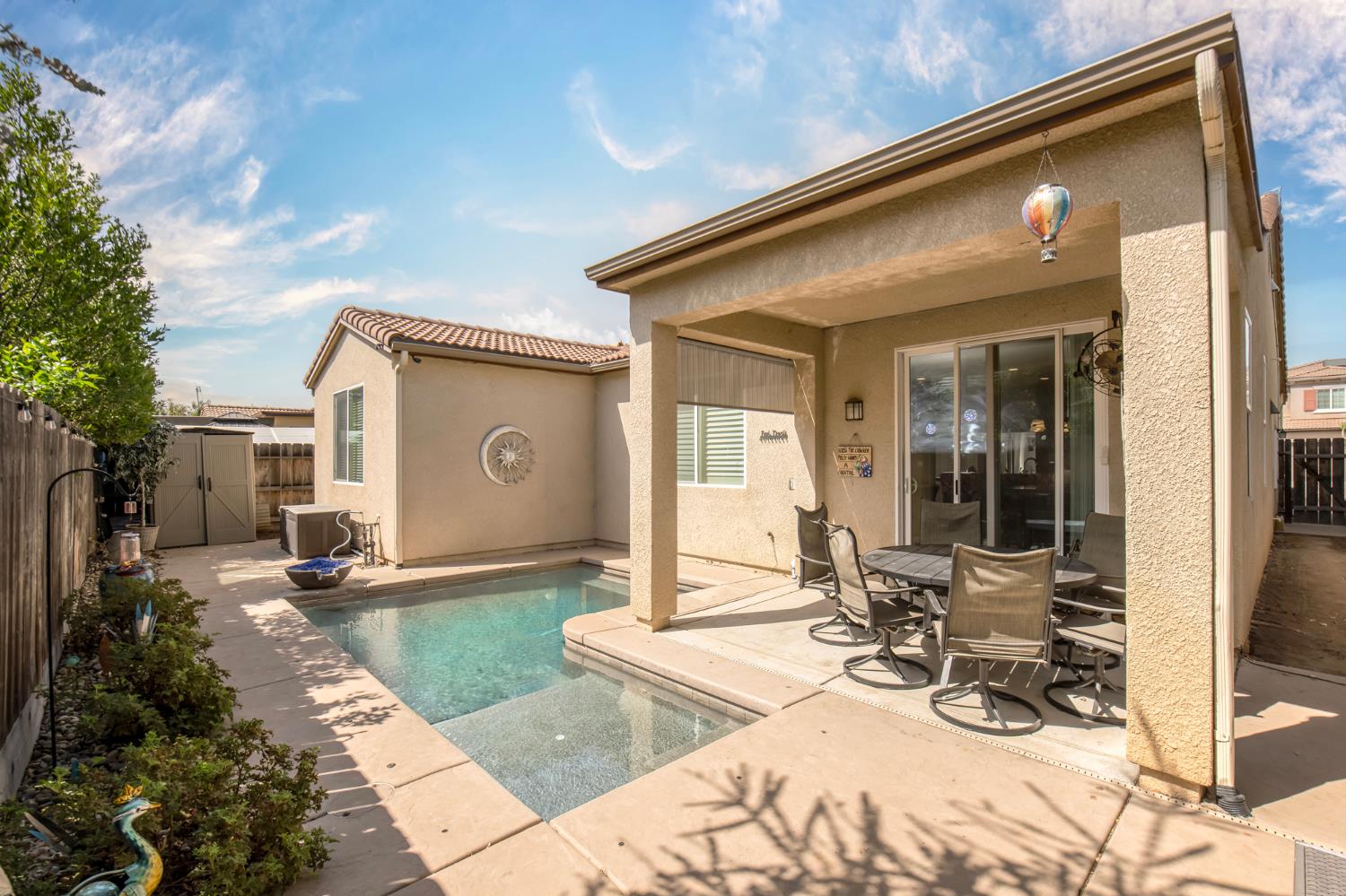 3424 Flint Ave, Clovis, CA 93619