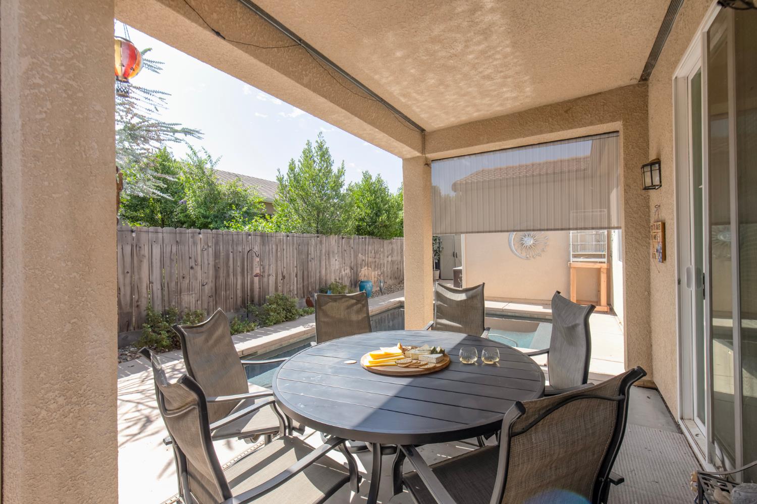 3424 Flint Ave, Clovis, CA 93619