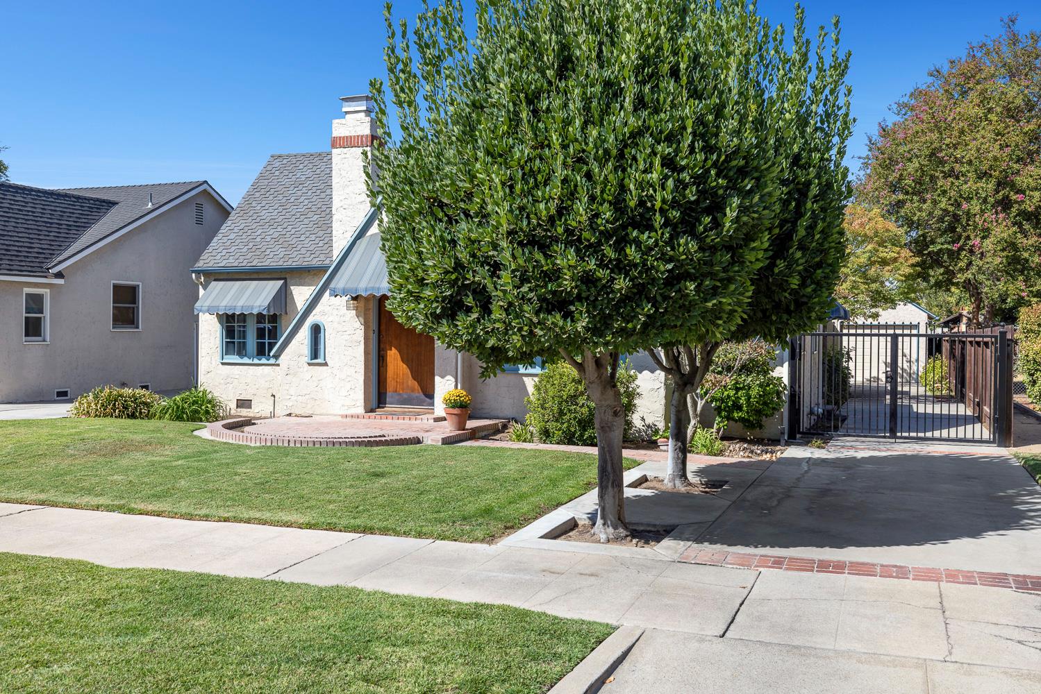 437 E Cornell Ave, Fresno, CA 93704