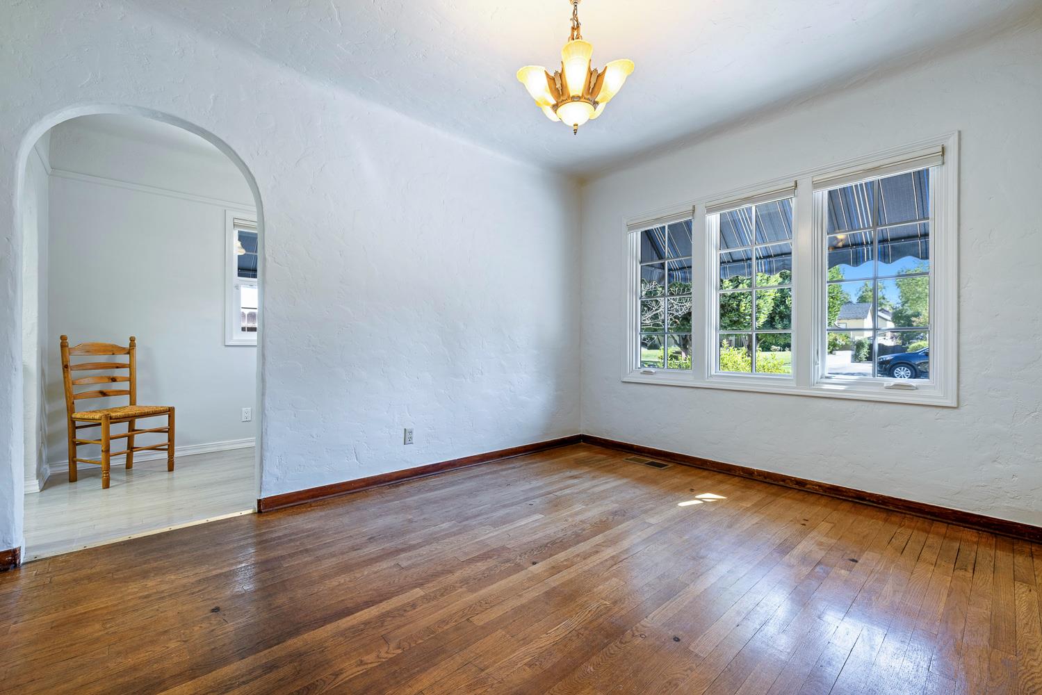 437 E Cornell Ave, Fresno, CA 93704