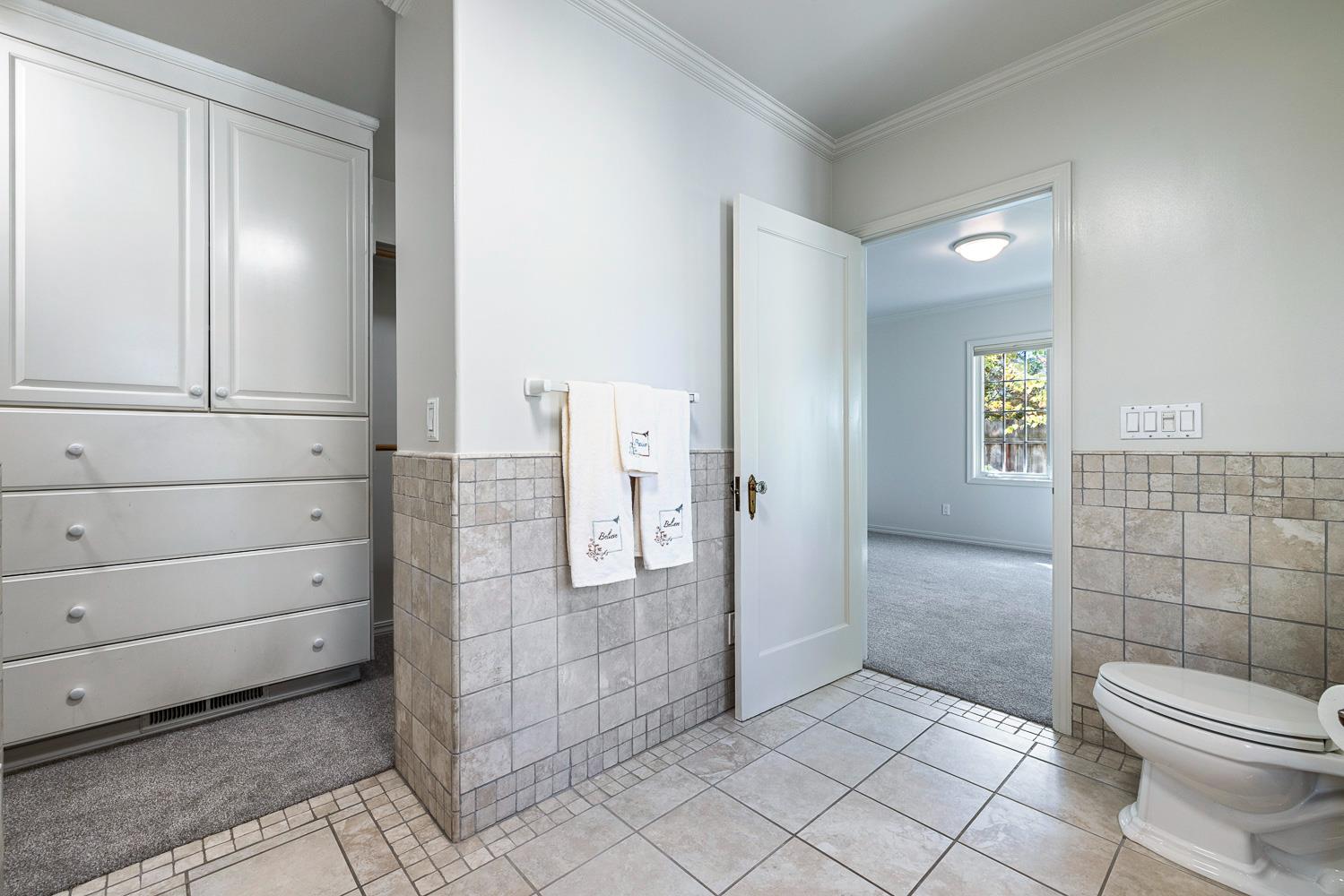 437 E Cornell Ave, Fresno, CA 93704