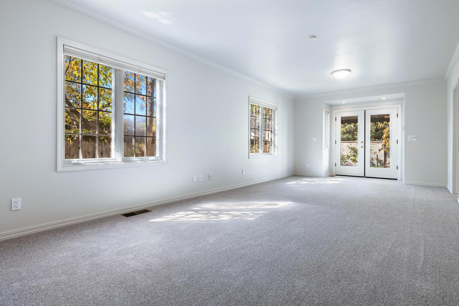 437 E Cornell Ave, Fresno, CA 93704