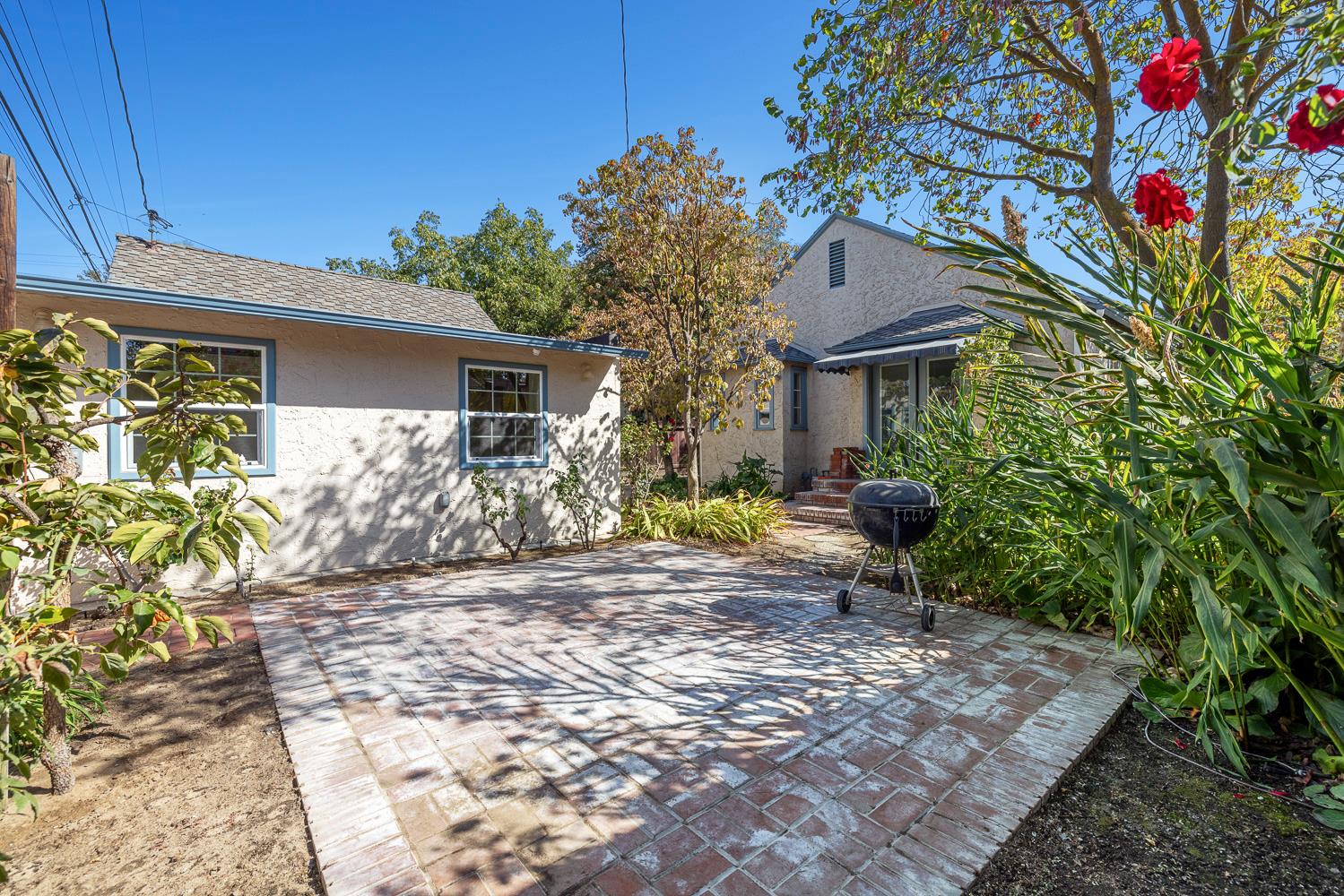 437 E Cornell Ave, Fresno, CA 93704