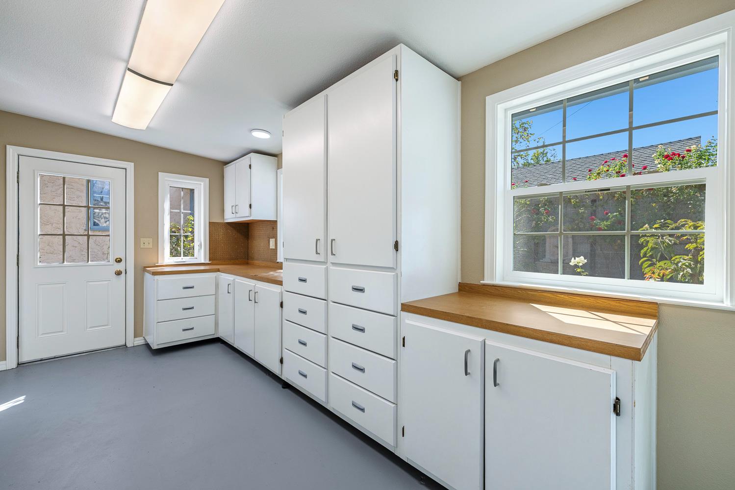 437 E Cornell Ave, Fresno, CA 93704