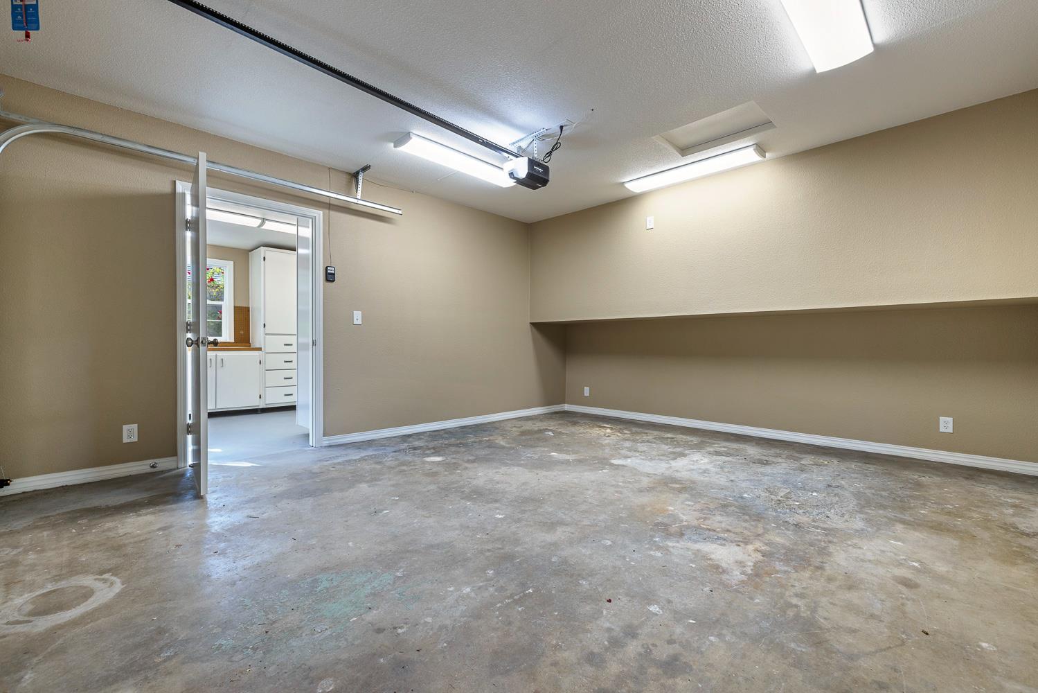 437 E Cornell Ave, Fresno, CA 93704