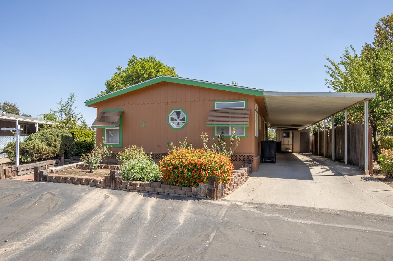 8701 HIGHWAY 41 #10, Fresno, CA 93720