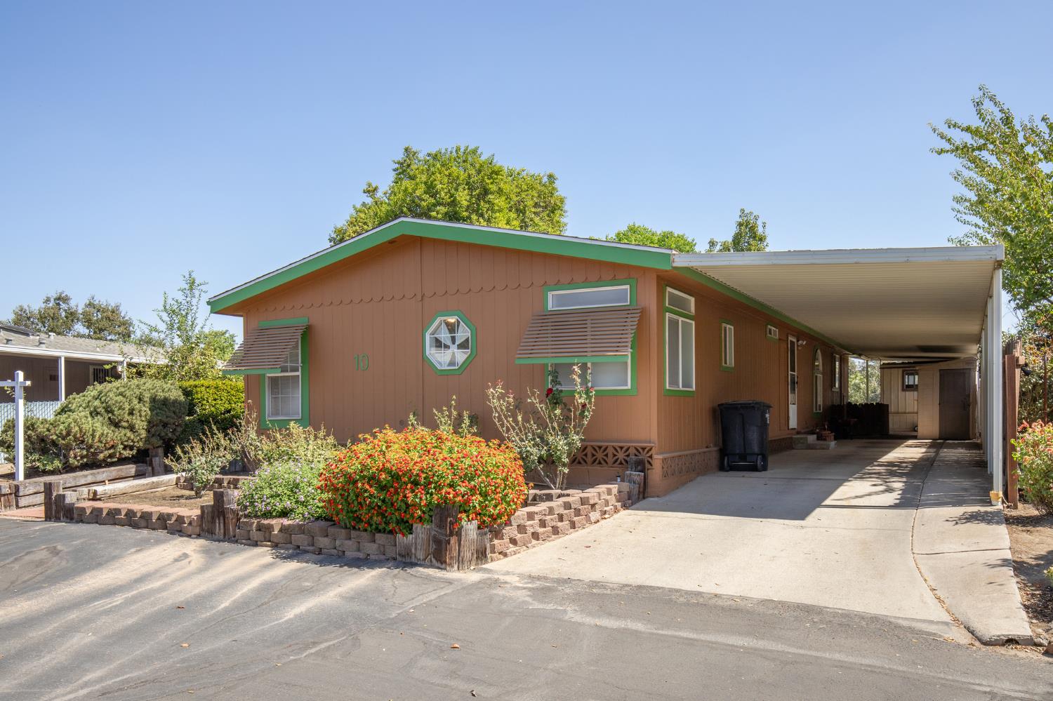 8701 HIGHWAY 41 #10, Fresno, CA 93720