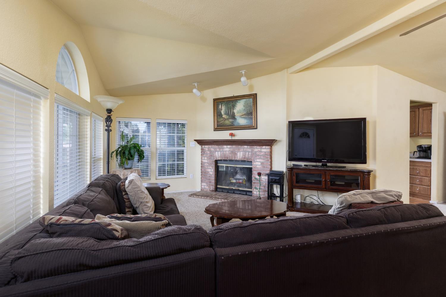 8701 HIGHWAY 41 #10, Fresno, CA 93720