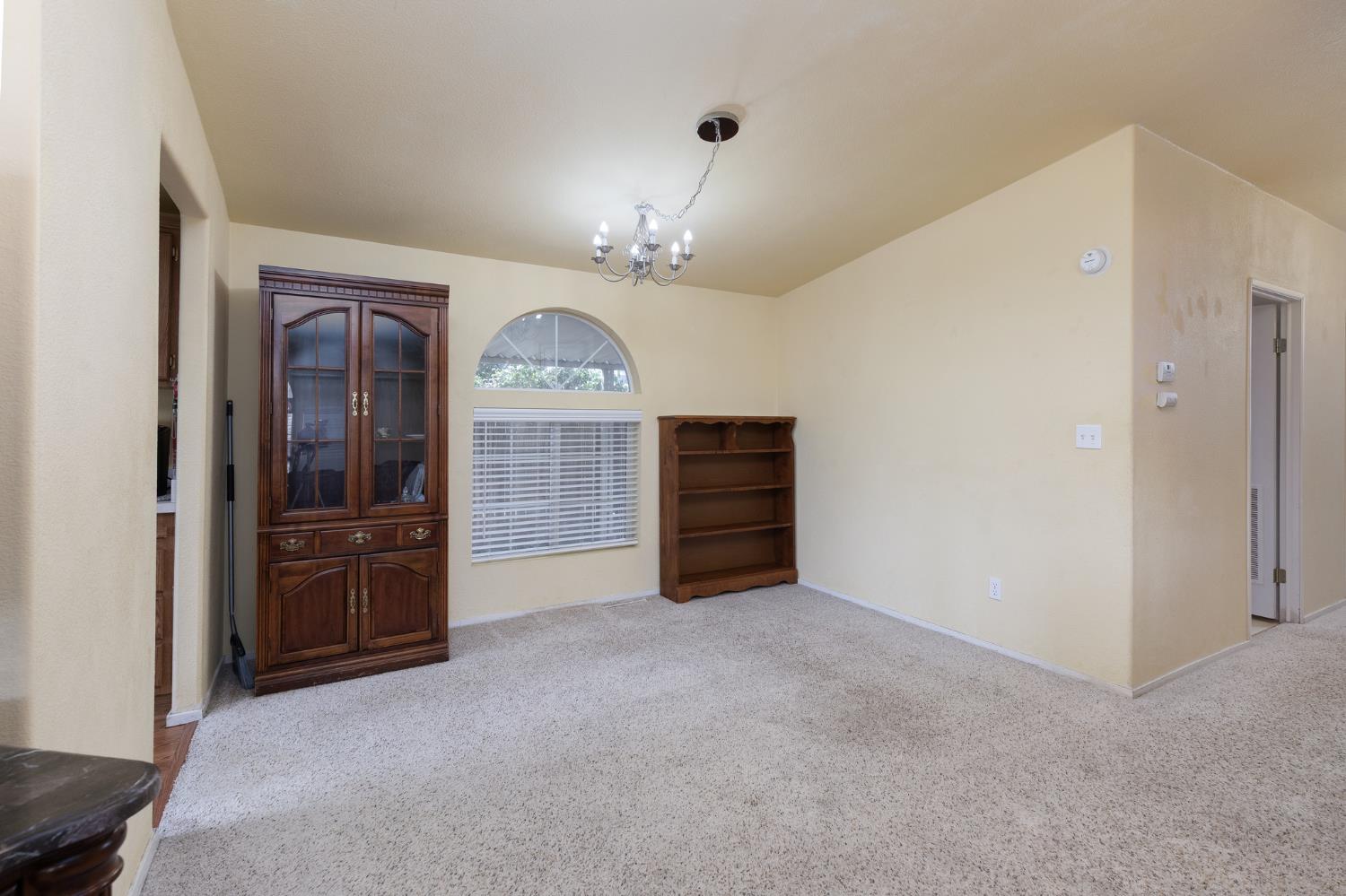 8701 HIGHWAY 41 #10, Fresno, CA 93720