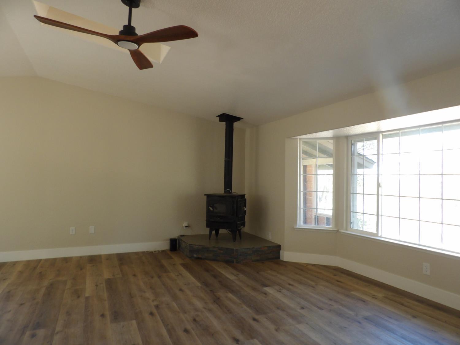 35229 Ocb Mine Rd, Coarsegold, CA 93614