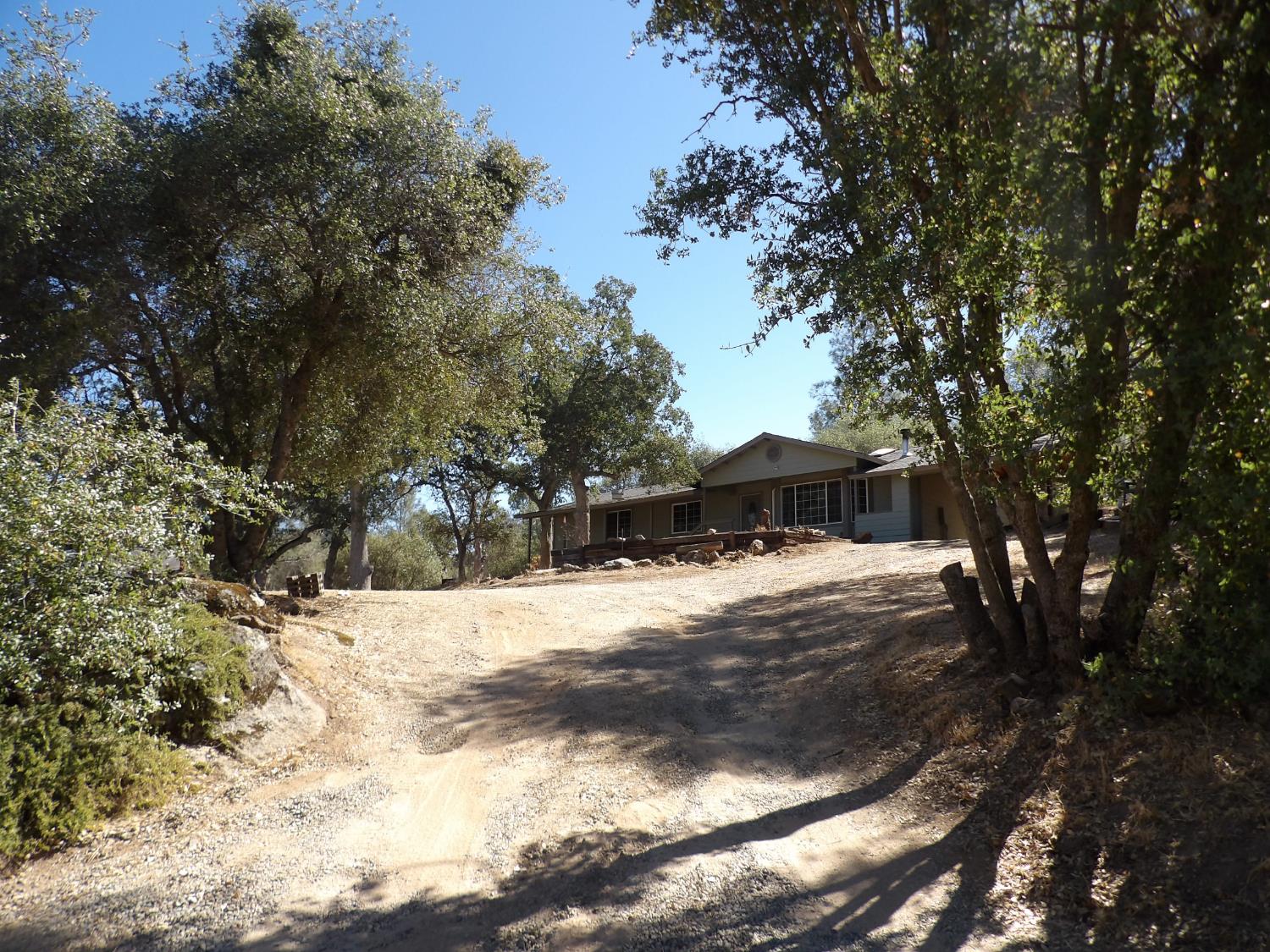 35229 Ocb Mine Rd, Coarsegold, CA 93614