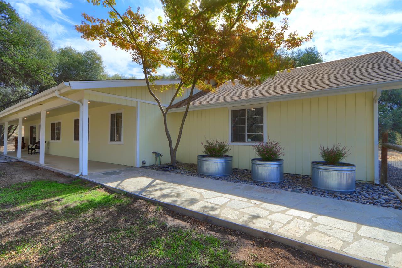 33337 Gold Nugget Ct, Coarsegold, CA 93614
