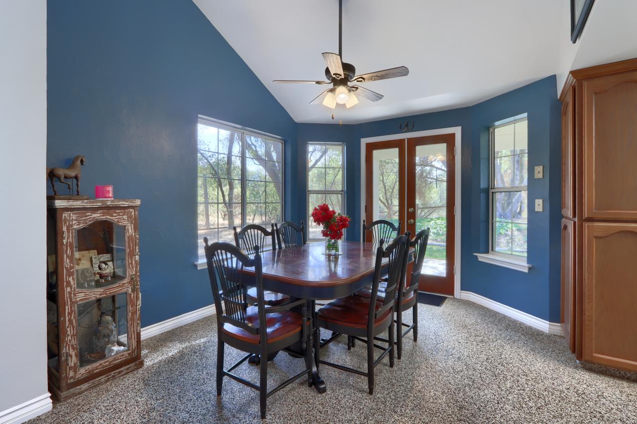 33337 Gold Nugget Ct, Coarsegold, CA 93614