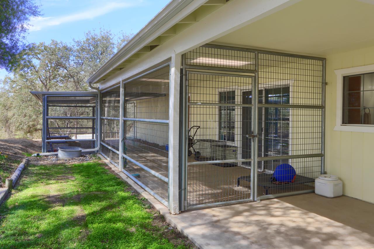 33337 Gold Nugget Ct, Coarsegold, CA 93614