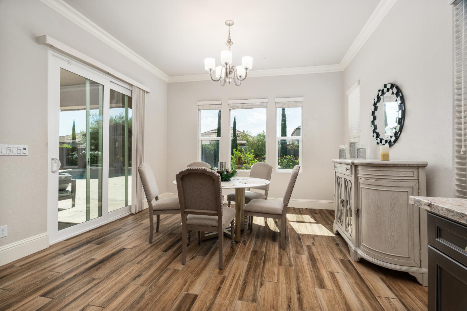 3234 Quincy Ave, Clovis, CA 93619
