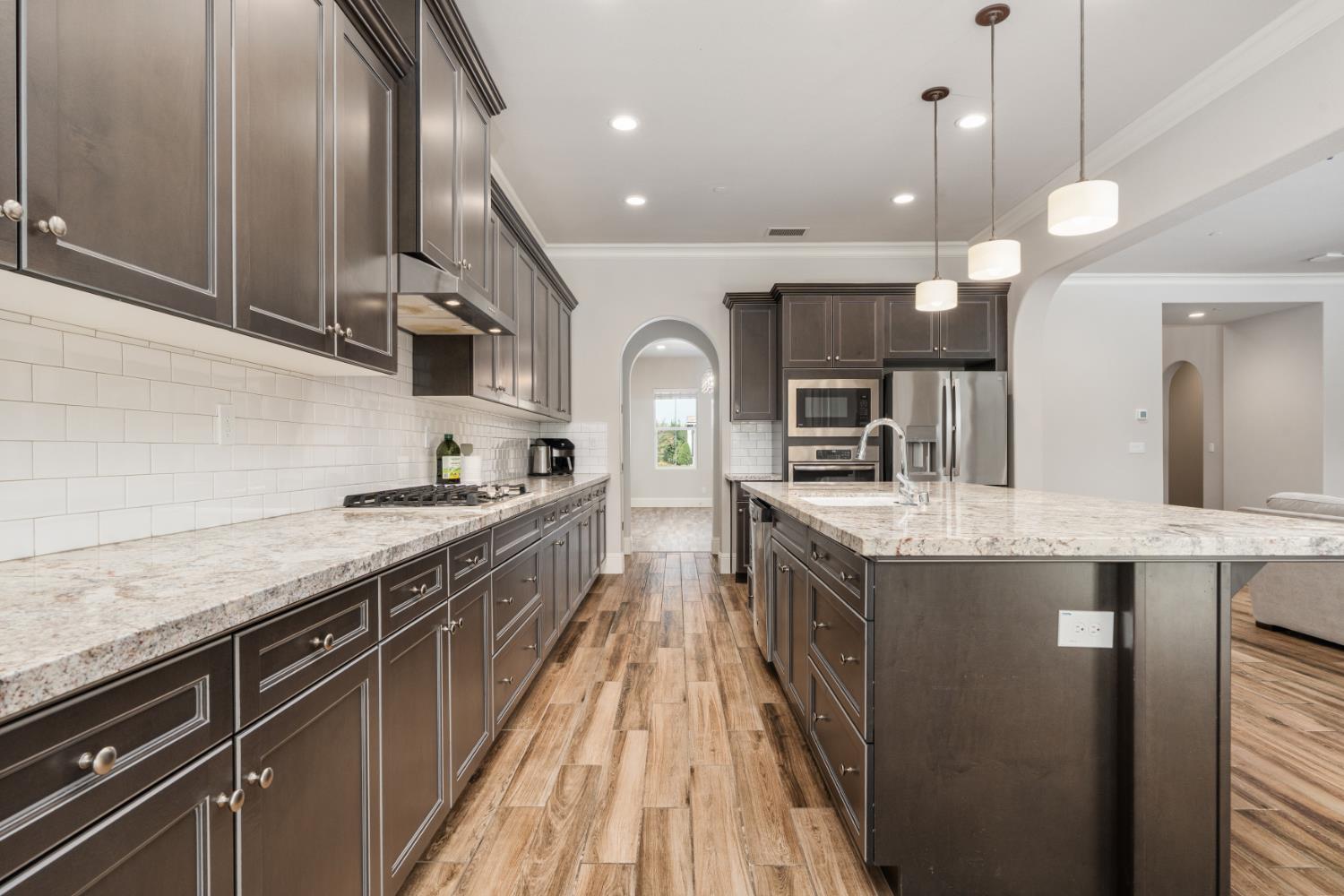 3234 Quincy Ave, Clovis, CA 93619