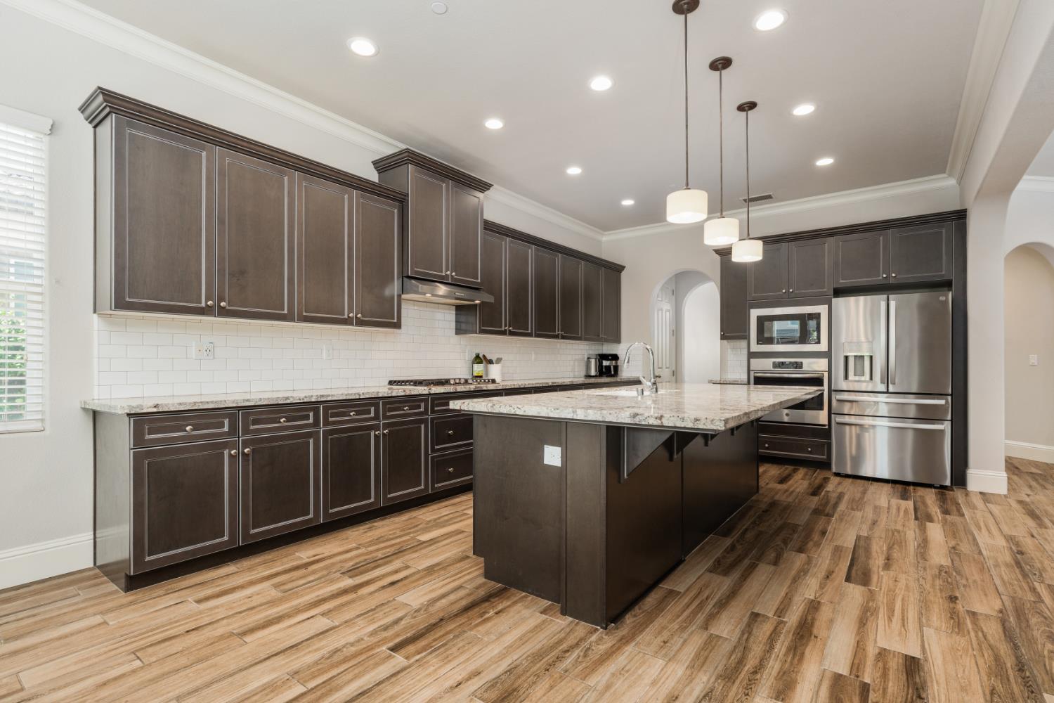 3234 Quincy Ave, Clovis, CA 93619