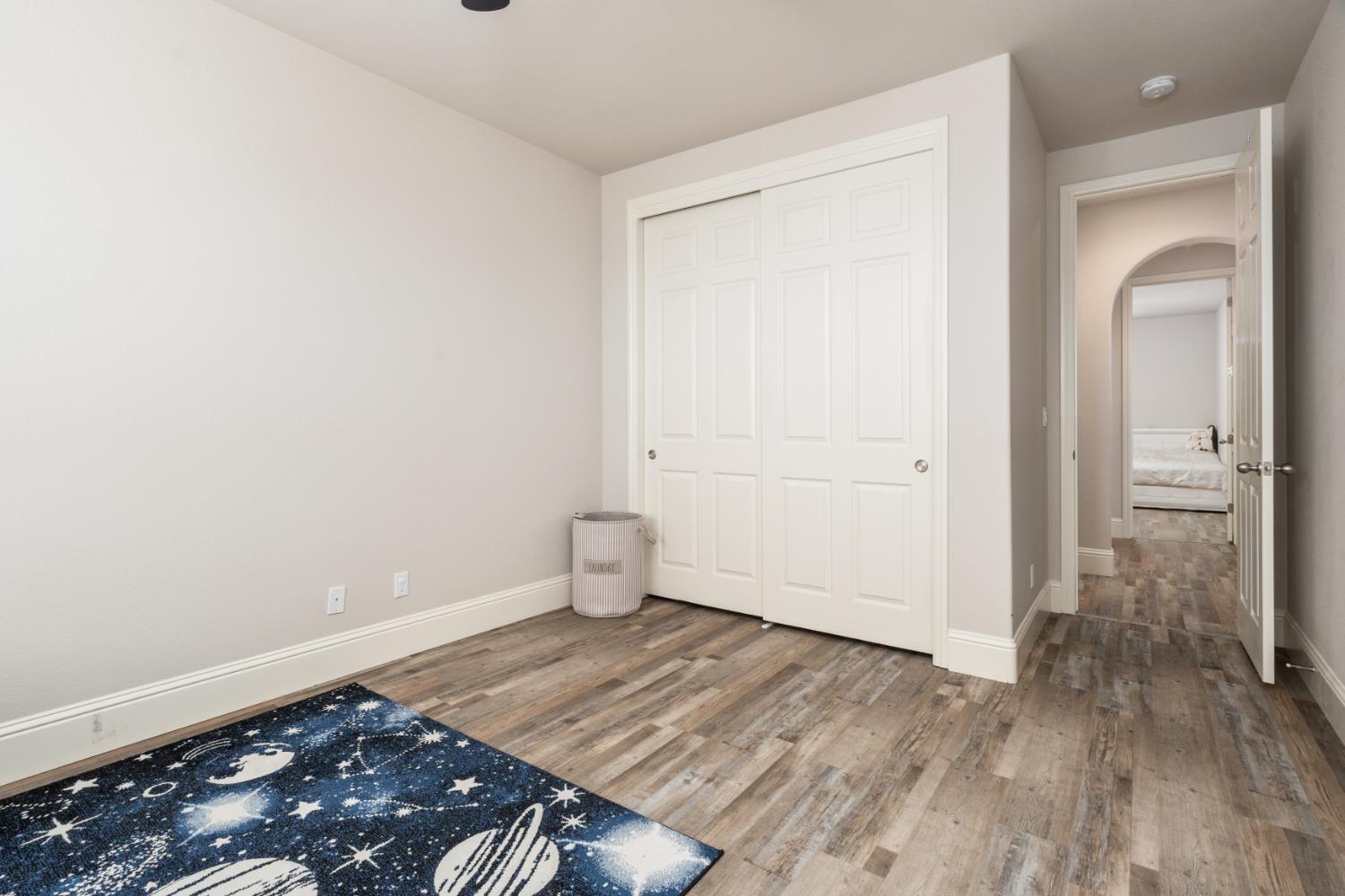 3234 Quincy Ave, Clovis, CA 93619